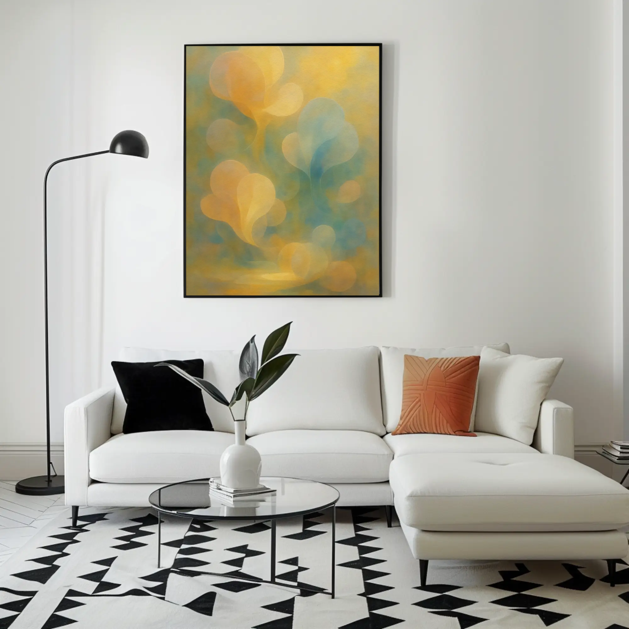 Fine Art Print in Gold- und Türkistönen über einem modernen Bett in heller Schlafzimmereinrichtung.