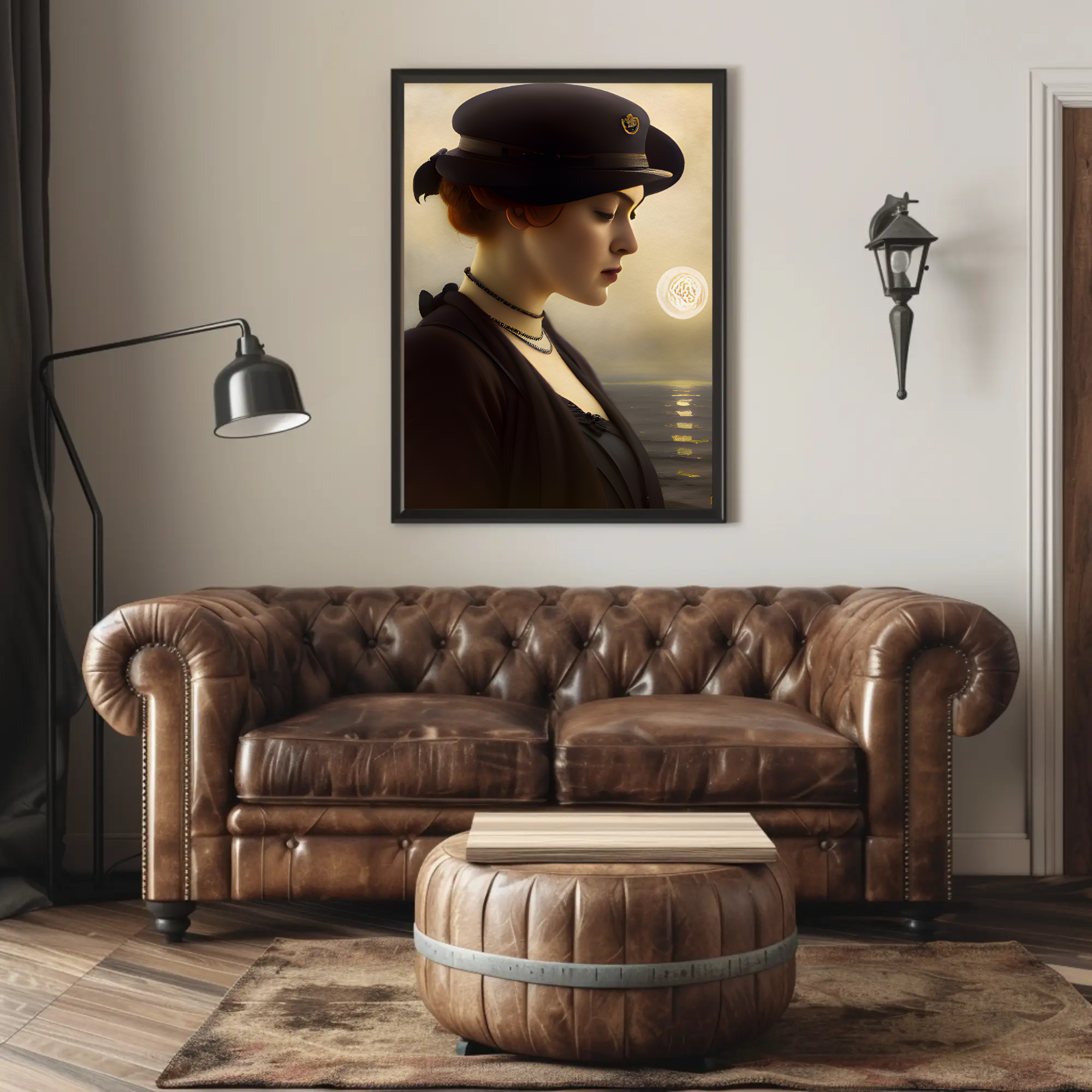 Fine Art Print mit nachdenklichem Frauenportrait in warmem Licht über eleganter Wohnumgebung.