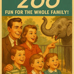Retro-KI-Poster einer Familie im Zoo vor einem Elefanten – fröhlich, farbenfroh und im Stil der 1950er Jahre gestaltet