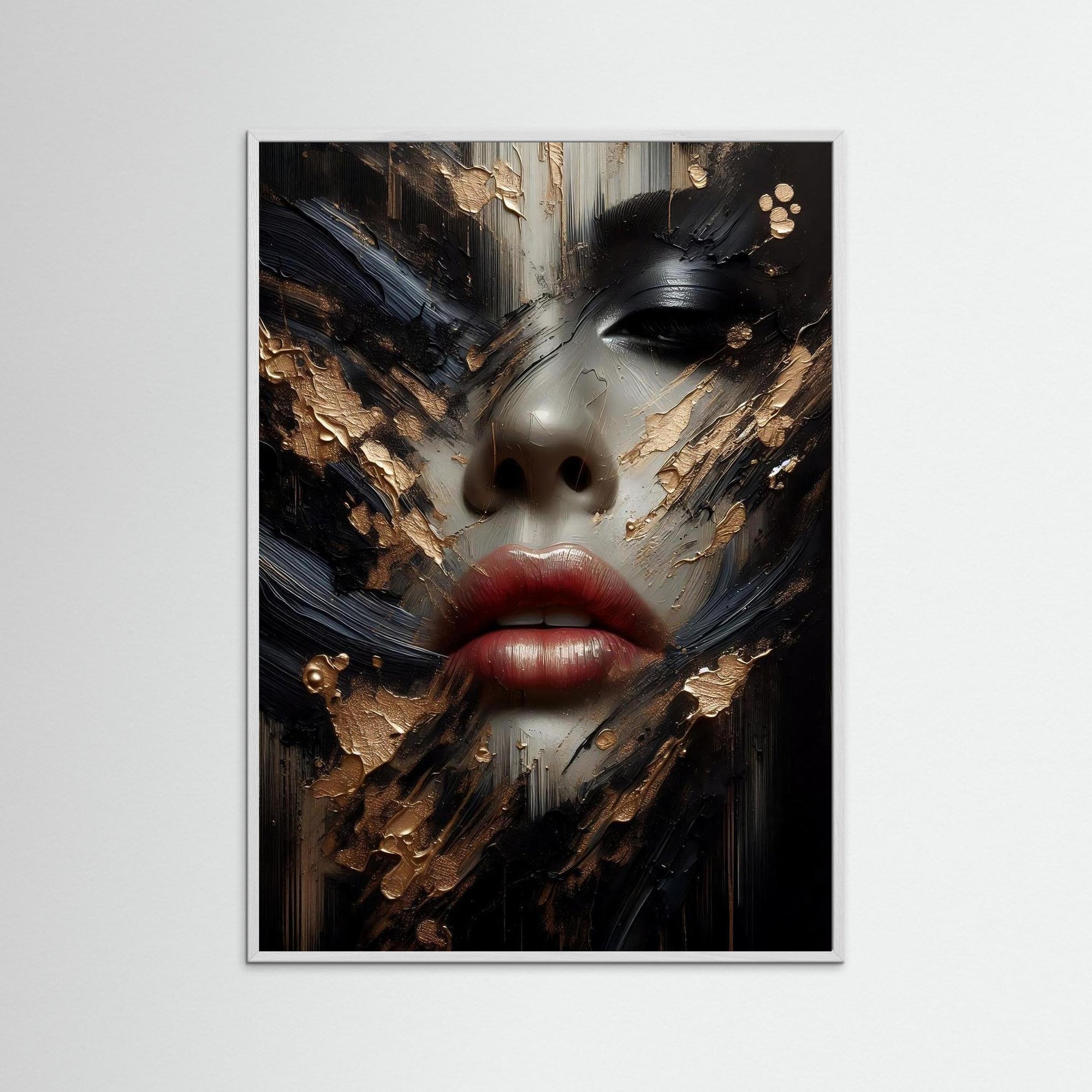 Broken Glamour als Kunstmotiv mit weißem Echtholzrahmen