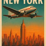 Retro-KI-Poster mit Flugzeug über New York Skyline im Sonnenuntergang – Empire State Building & Stadtarchitektur im 50er-Stil